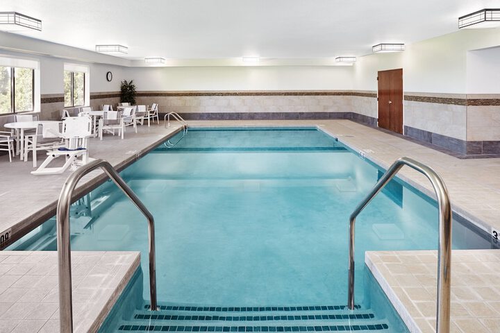 Pool 13 of 70