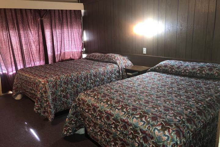 Room 11 of 12