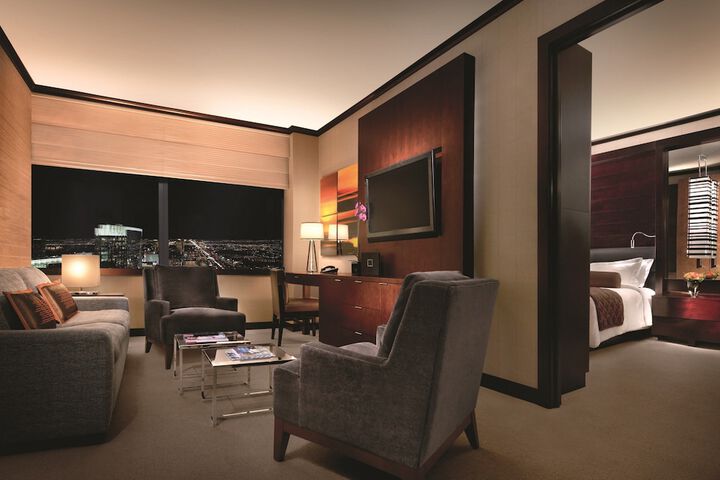 Room 37 of 61