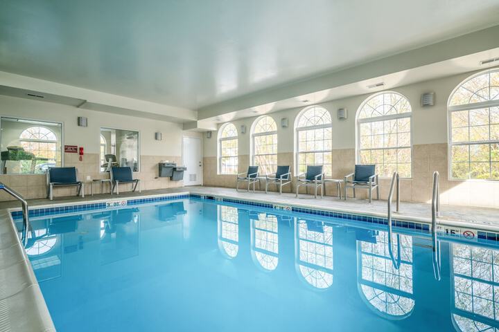 Pool 12 of 43