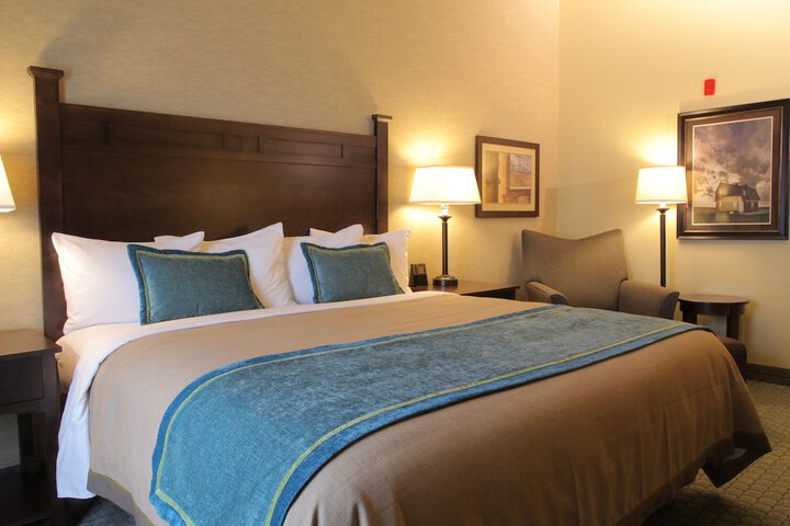 Room 14 of 33