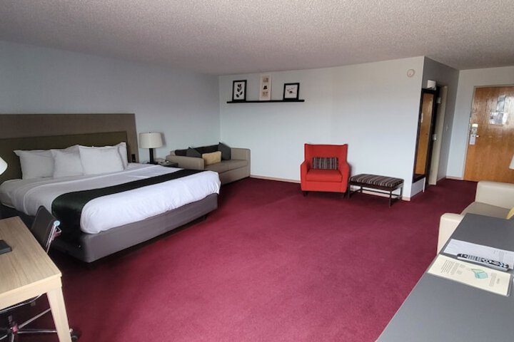 Room 21 of 42