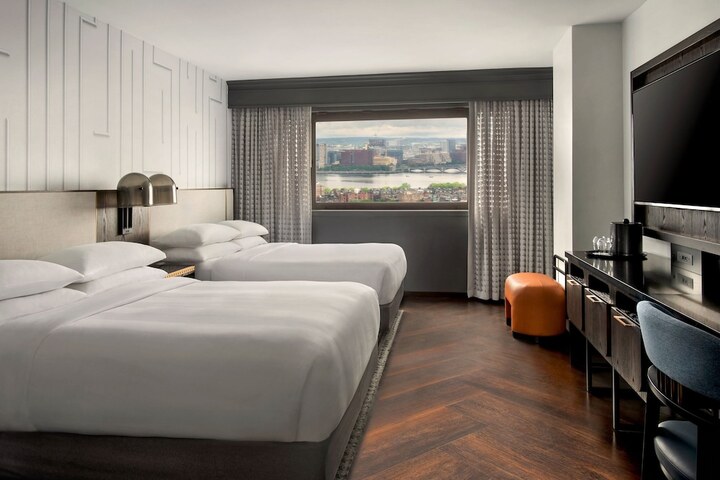 Room 46 of 97