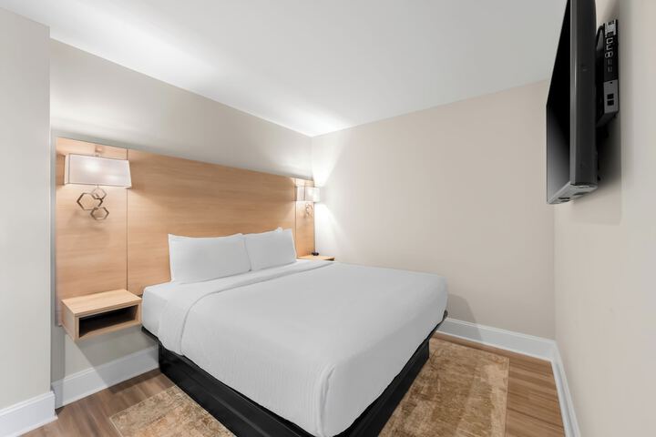 Bask Hotel at Big Rock Landing