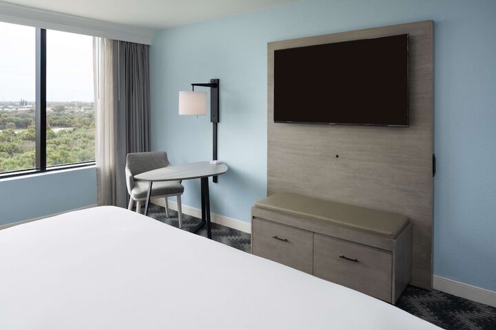 Room 16 of 81