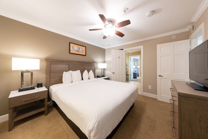 Room 32 of 55