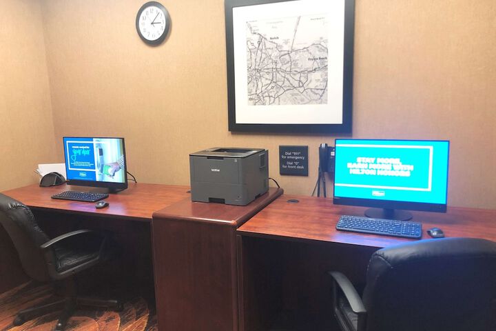 Hampton Inn & Suites Norfolk-Airport