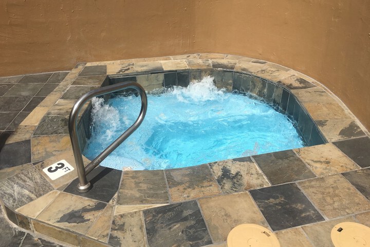 Spa 40 of 59