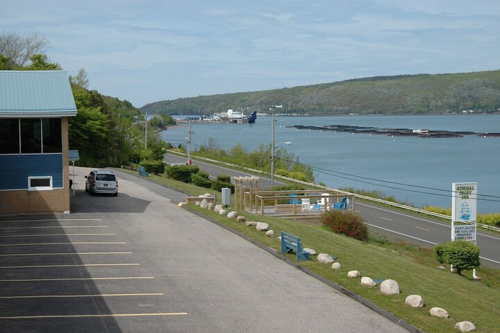 Admiral Digby Inn