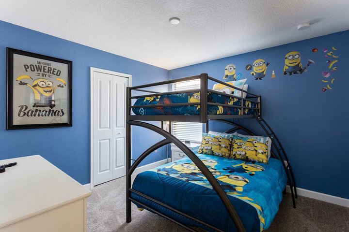 Room 25 of 43