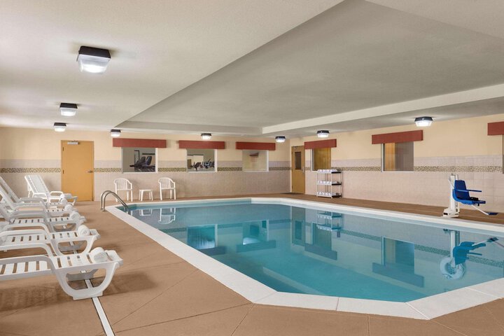 Pool 7 of 66