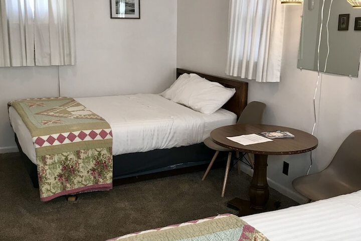 Chalet Motel