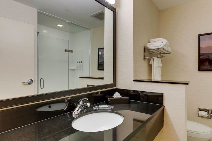 Fairfield Inn & Suites Hutchinson