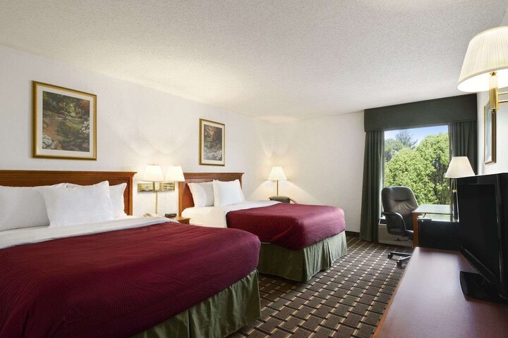 Baymont by Wyndham Crossville