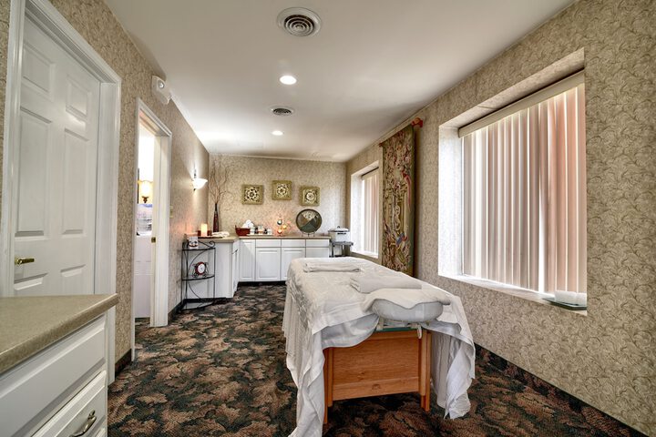 Roosevelt Inn and Suites Saratoga Springs