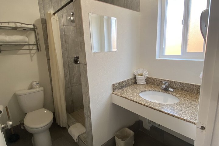 Room 17 of 29