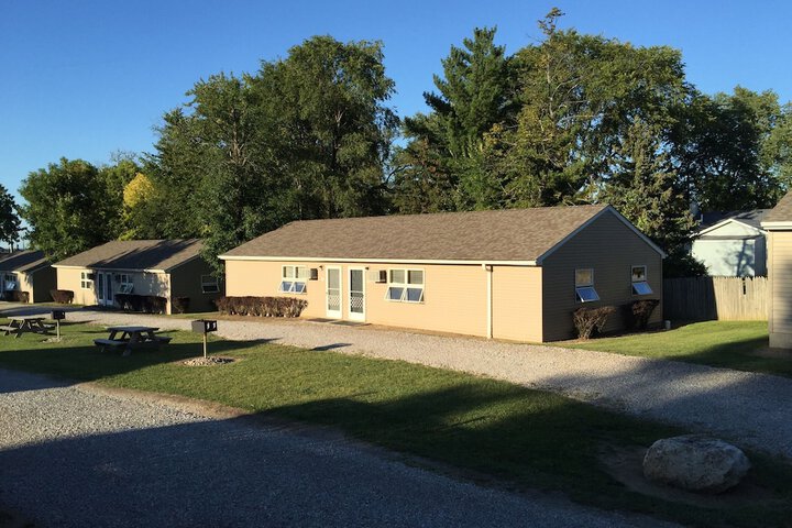 Little Teds Cottages