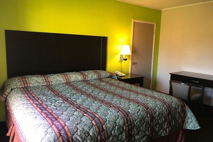 Woodville Inn