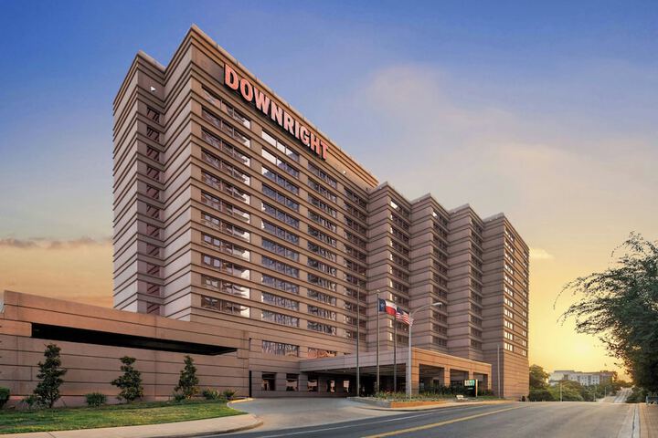 Hotel 4 of 93