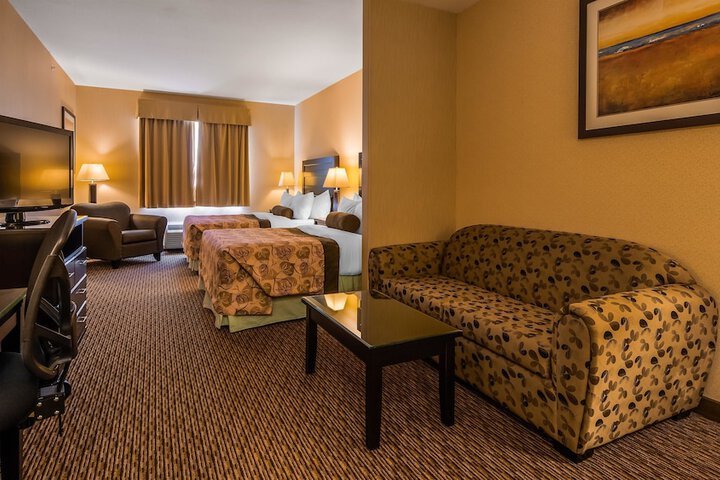 Room 7 of 18