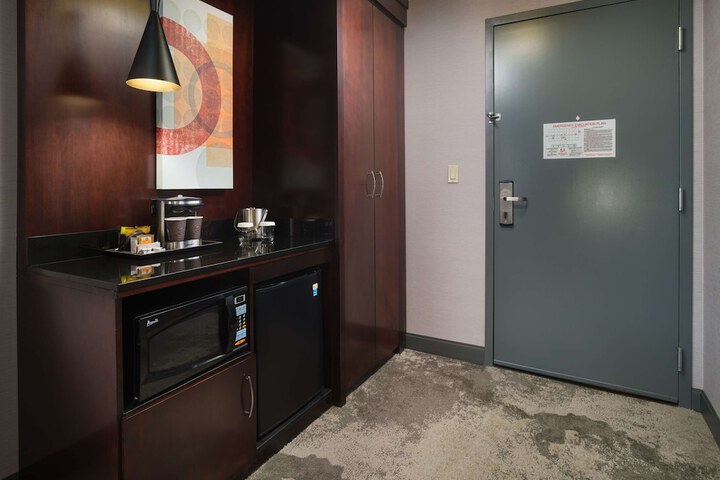 Room 31 of 50