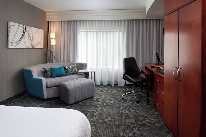 Courtyard by Marriott High Point