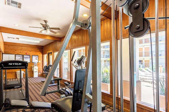 Quality Inn & Suites Baton Rouge West – Port Allen