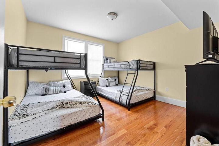 555-2 6BR Quincy - Spacious Apt near Boston - Perry Beach