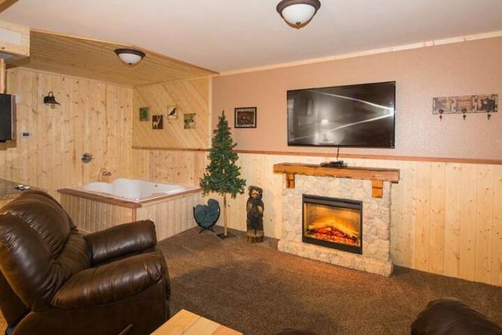 Upper Canyon Inn & Cabins