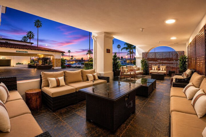 The Volare an Ascend Collection Hotel