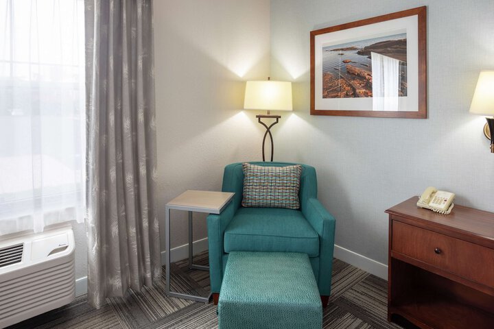 Room 42 of 62
