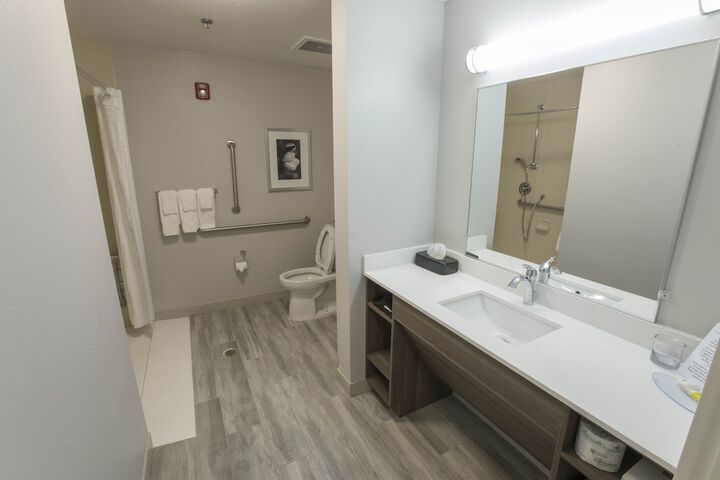 Room 42 of 56