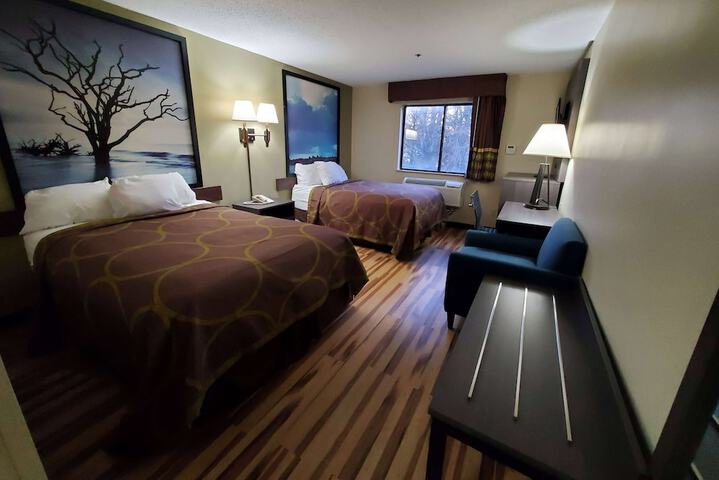 Room 12 of 15