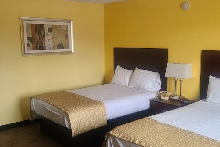 Travelodge by Wyndham Airport Platte City