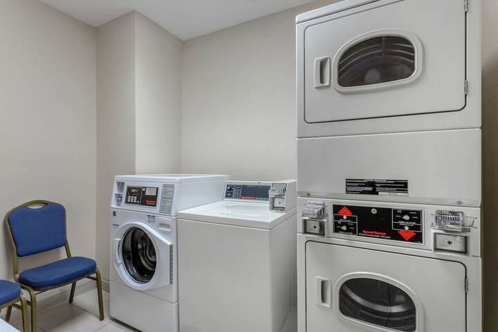 Room 12 of 31