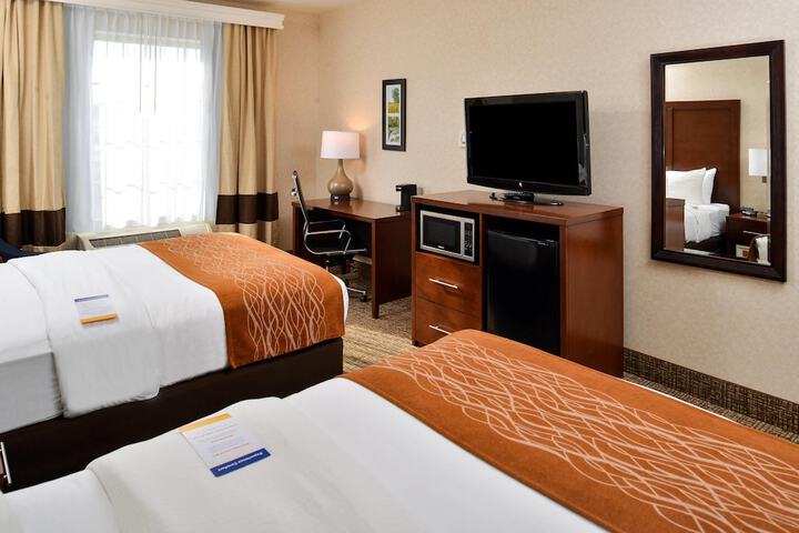 Comfort Inn & Suites Madison North