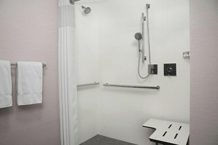 Courtyard by Marriott Lakeland