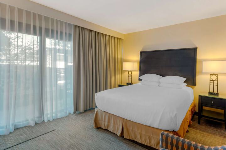 Room 35 of 131