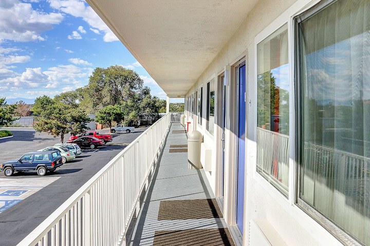 Hotel 4 of 53