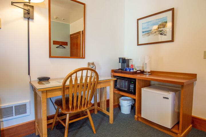 Room 50 of 125