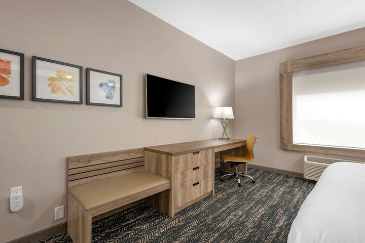 Room 45 of 64