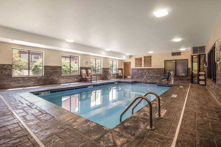 Pool 4 of 62