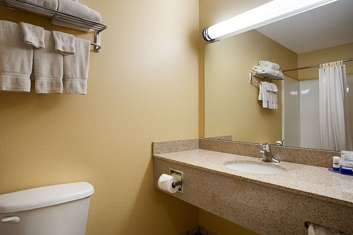 Room 13 of 23