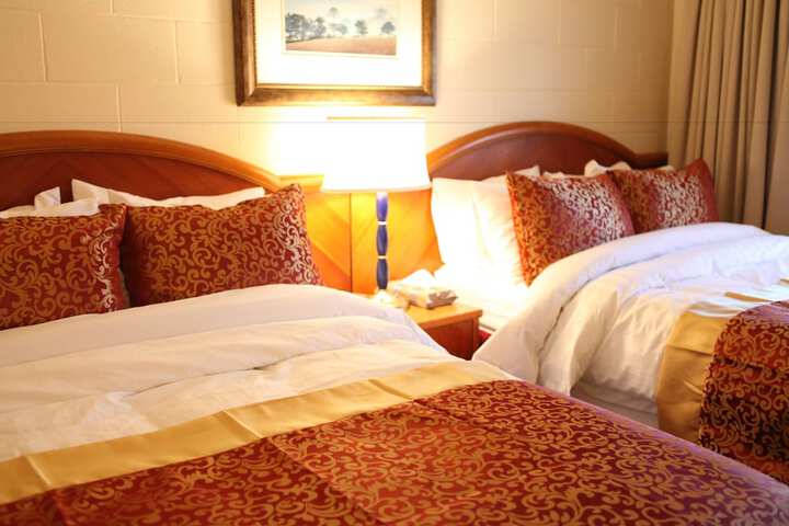 Room 9 of 25