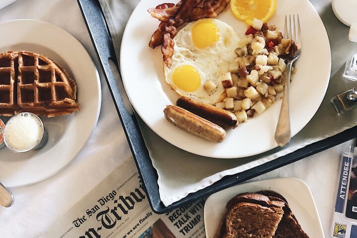 Breakfast/Coffee Service 81 of 94