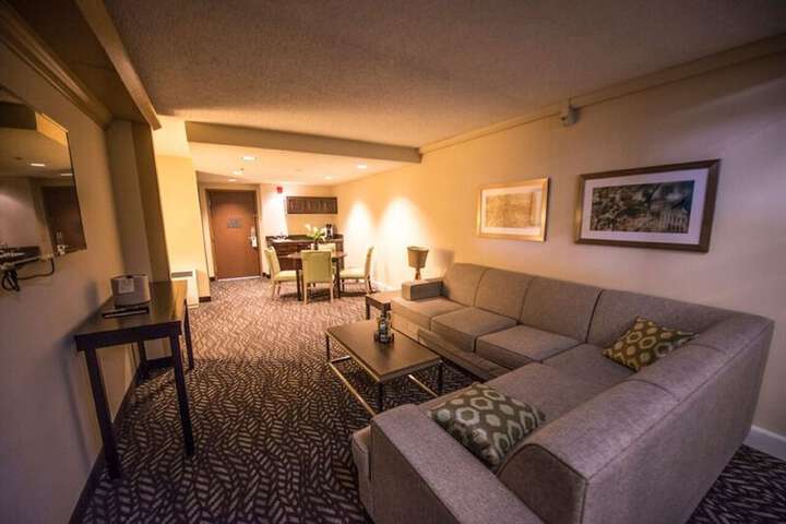 Room 21 of 47