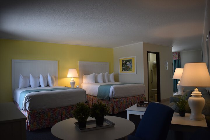 Room 10 of 34