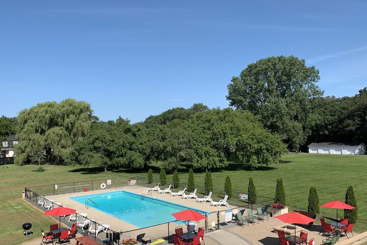 Pool 8 of 68