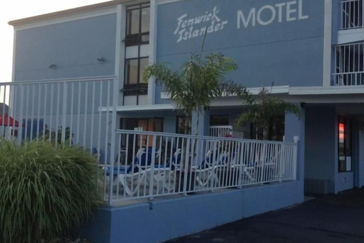 Fenwick Islander Motel