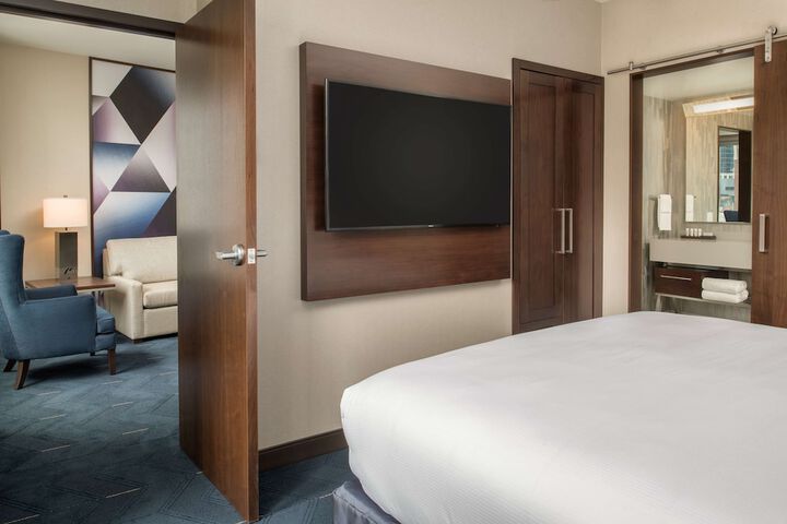 Embassy Suites by Hilton Seattle Downtown Pioneer Square
